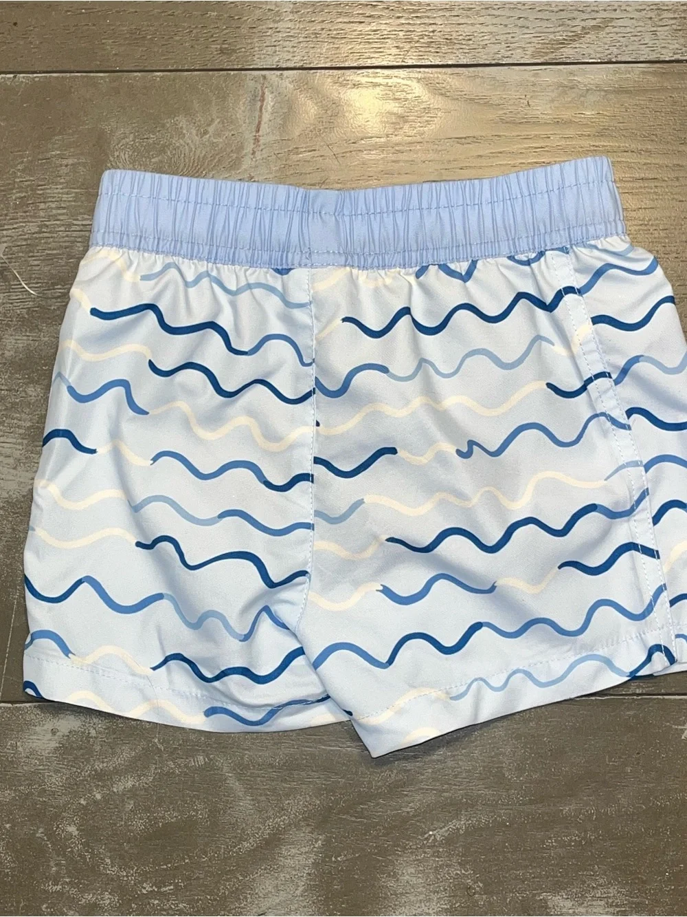 Osh Kosh B’gosh Short Sleeve Swim Set Blue Lined Trunks NWT 2T Rash Guard Wave
